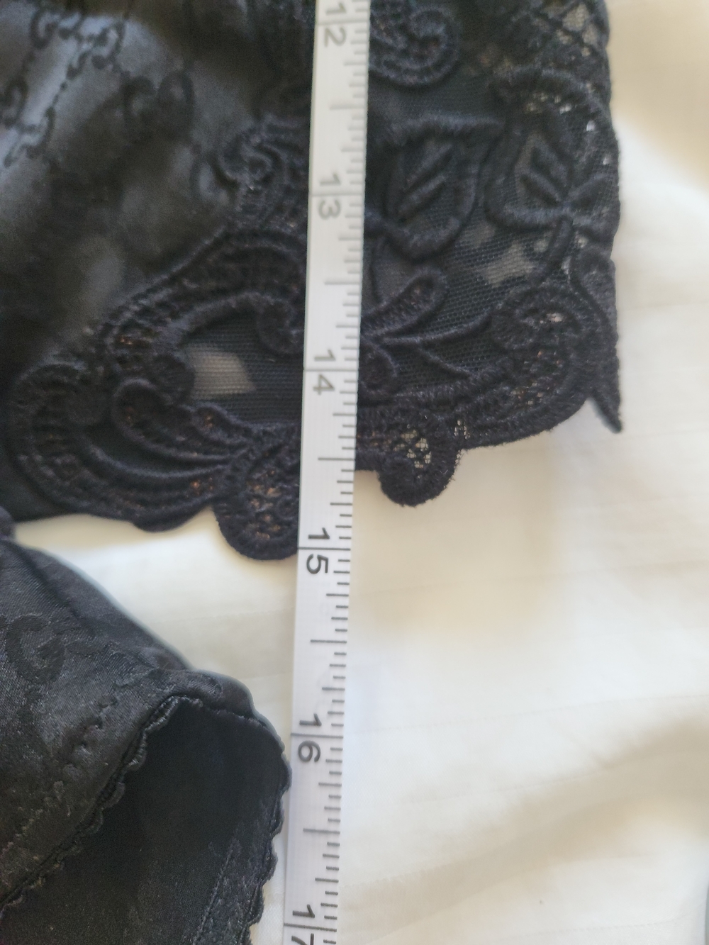 Gucci Limited Edition Black Lace-Trim Satin Camisole & Brief Set - Picture 6 of 8